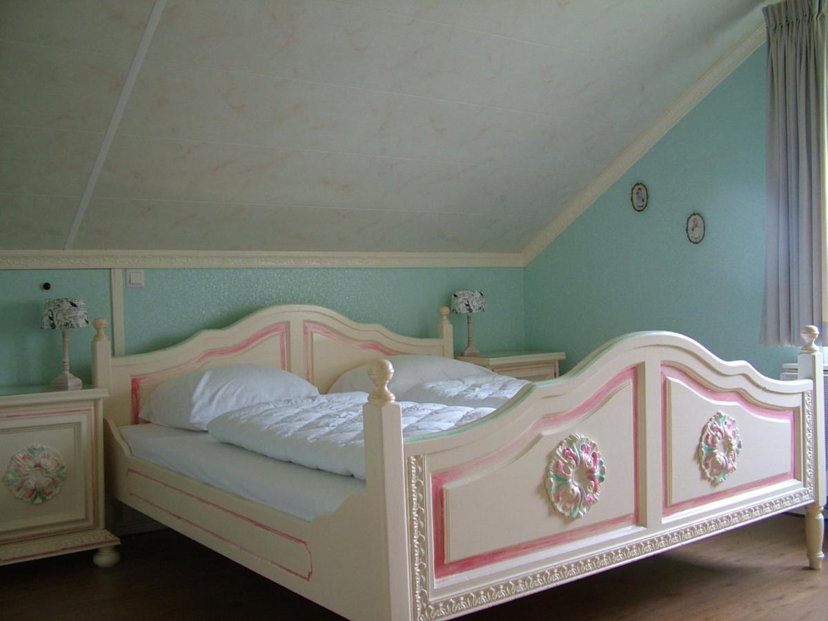 B&B Elbahof, Goed En Goedkoop! Hem Eksteriør billede